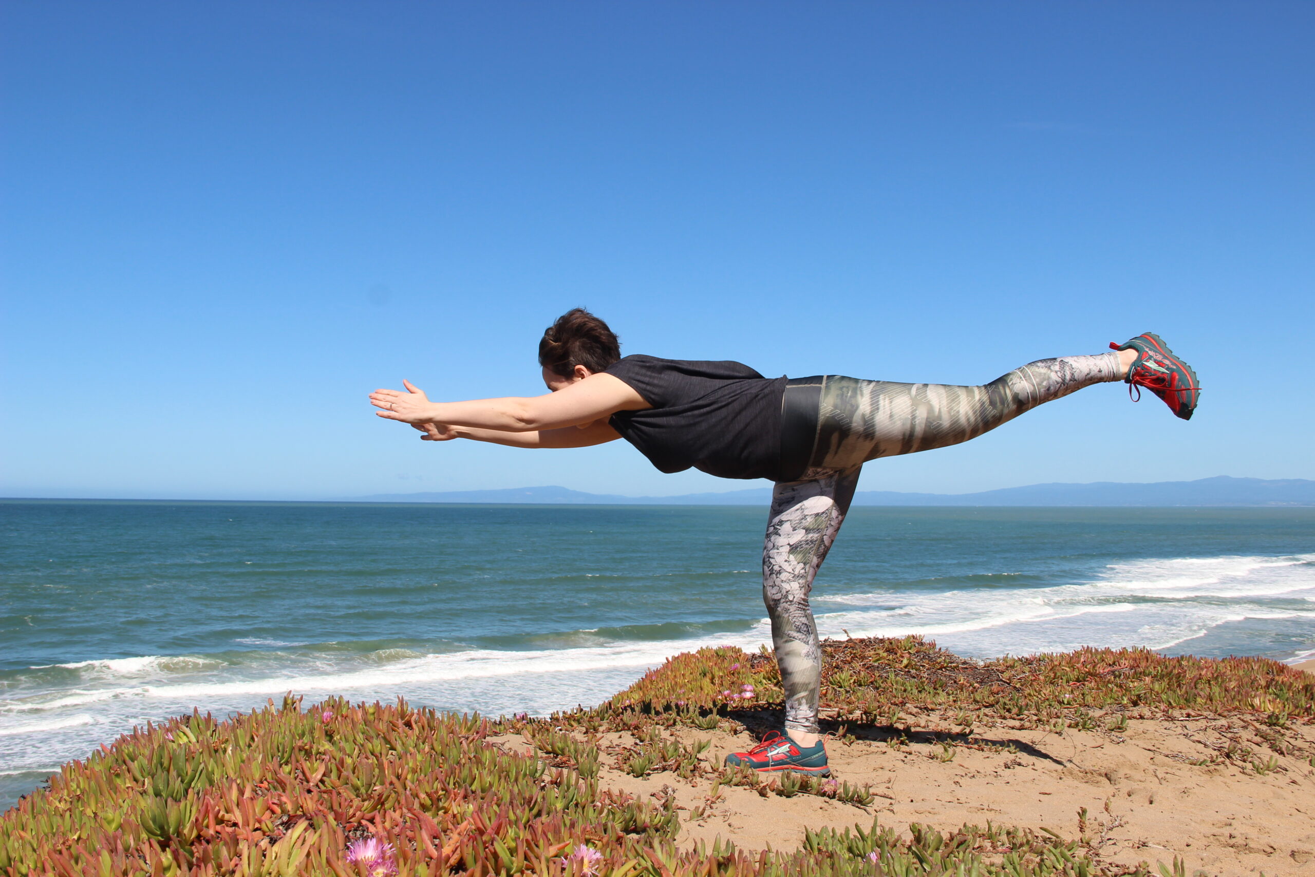 5 Reasons to Take Your Yoga Practice Outdoors - Personal Trainer